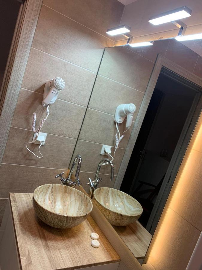 Doftana Apartaments Teşila Buitenkant foto