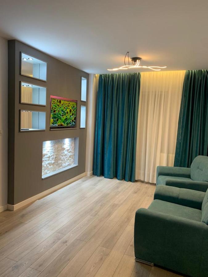 Doftana Apartaments Teşila Buitenkant foto